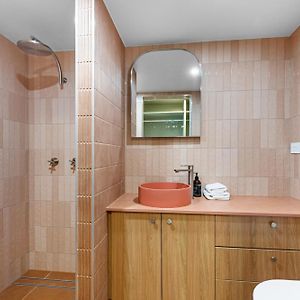Three-Bedroom Deluxe Apartment